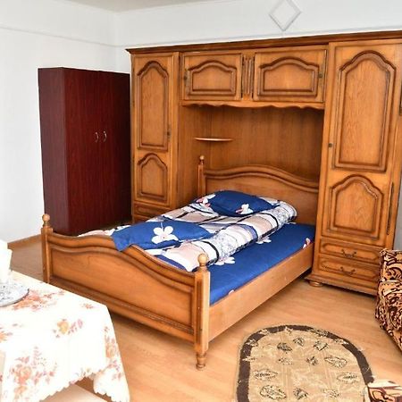 Casa Simescu I Hostel Caransebeş Exterior foto